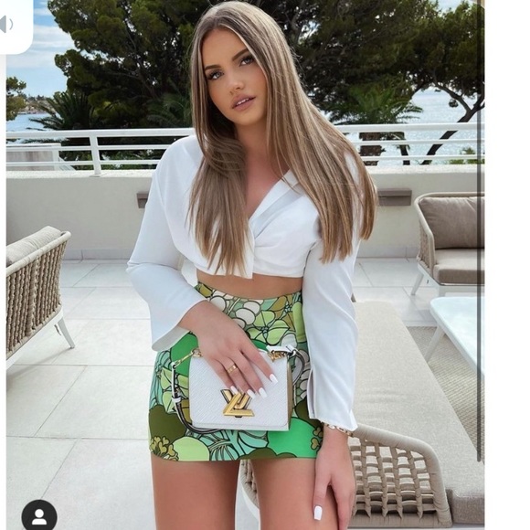 Zara Printed Mini Skirt - Picture 3 of 9